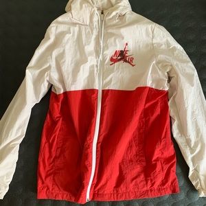 Mens Nike air jordan windbreaker red and white . size small